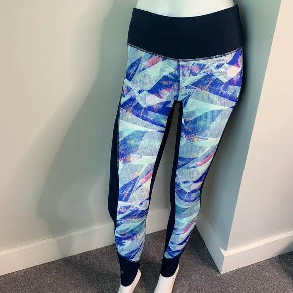 Athleta yoga/athletic leggings size XS